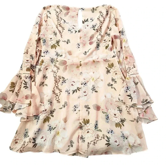 V Cristina• Peach Flowy Long Sleeve Dress Size M - Picture 2 of 16
